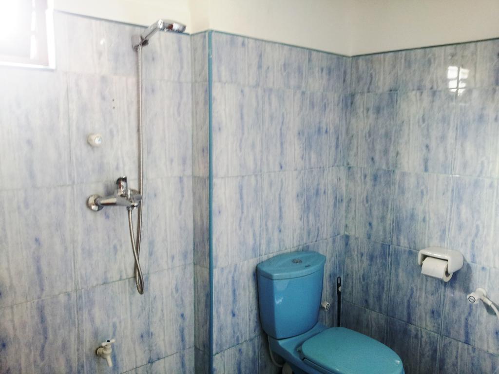 Rainbow Guest House Mirissa Bagian luar foto
